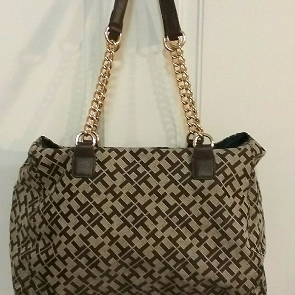 Tommy Hilfiger over shoulder brown logo bag - Picture 4 of 13